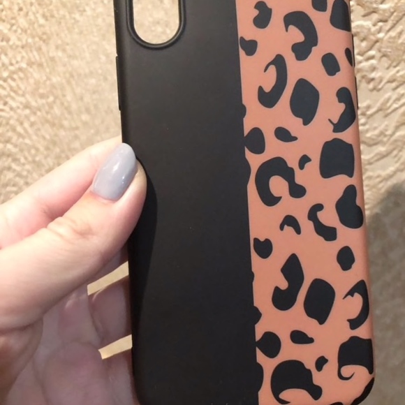 Half Black and Cheetah Print iPhone X Case - Picture 5 of 5